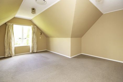 Photo of property in 18 Churchill Avenue, Hokowhitu, Palmerston North, 4410
