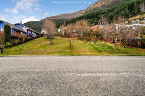 Photo of property in 16 Avalon Crescent, Fernhill, Queenstown, 9300