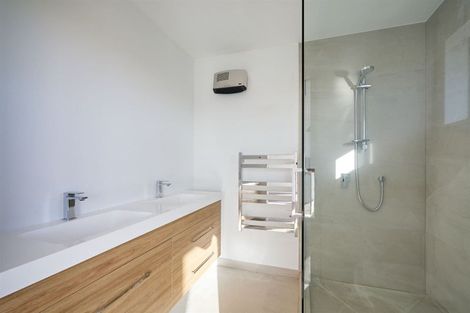 Photo of property in 29 Knowles Crescent, Kaikoura Flat, Kaikoura, 7371