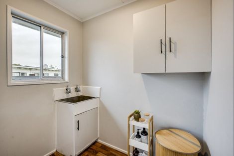 Photo of property in 15 Liverpool Crescent, Tamatea, Napier, 4112