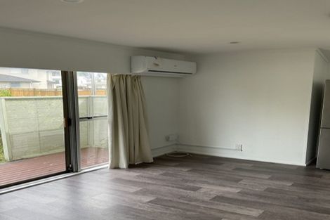 Photo of property in 1/5 Merriefield Avenue, Forrest Hill, Auckland, 0620