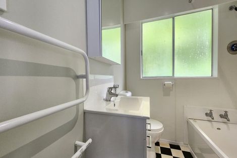 Photo of property in 30b Truscott Avenue, Johnsonville, Wellington, 6037