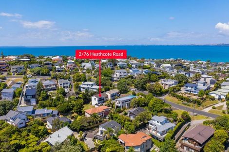 Photo of property in 2/76 Heathcote Road, Castor Bay, Auckland, 0620