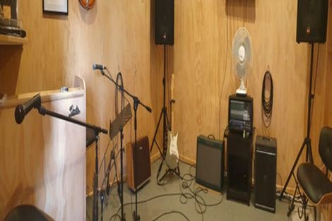 Photo of property in 8a Vincent Drive, Levin, 5510