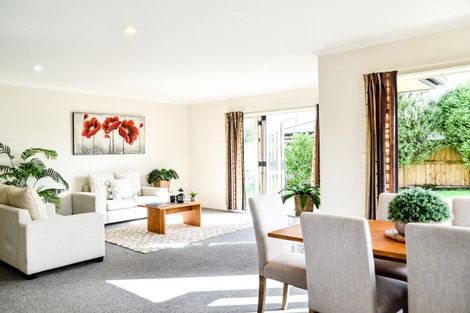 Photo of property in 2 Wentworth Drive, Rototuna North, Hamilton, 3210