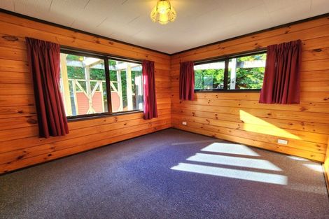 Photo of property in 120 Tasman Street, Karoro, Greymouth, 7805