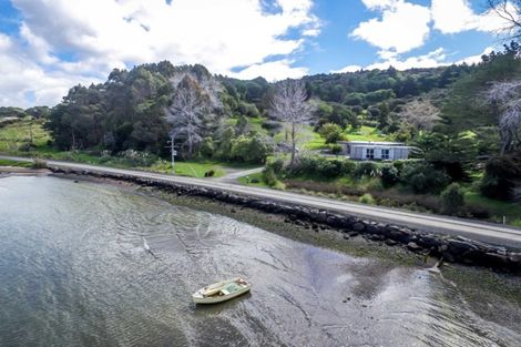 Photo of property in 100 Motukaraka Point Road, Kohukohu, 0491