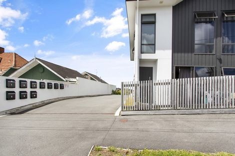 Photo of property in 9/25 Thackeray Street, Hamilton Lake, Hamilton, 3204