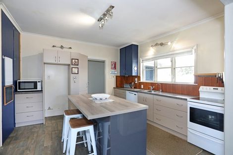 Photo of property in 12 High Street, Bulls, 4818