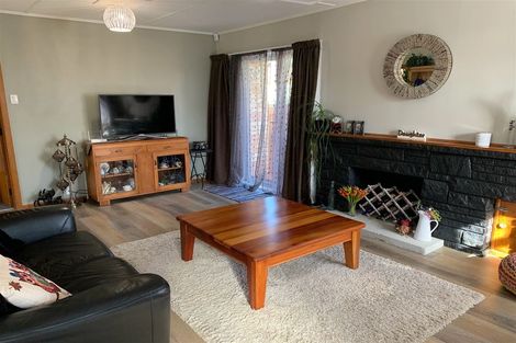 Photo of property in 11 Cameron Road, Te Puke, 3119