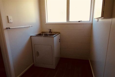 Photo of property in 71 Govett Avenue, Frankleigh Park, New Plymouth, 4310