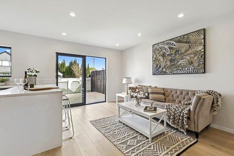 Photo of property in 647a Te Atatu Road, Te Atatu Peninsula, Auckland, 0610