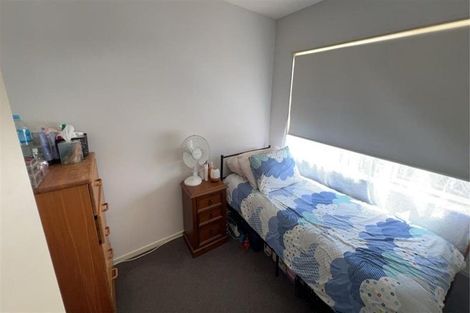 Photo of property in 1/48a Exmouth Road, Northcote, Auckland, 0627