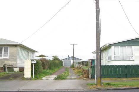 Photo of property in 5 Hume Street, Waitara, 4320