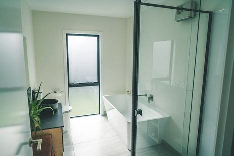 Photo of property in Northlake, 42 Malvern Road, Wanaka, 9305