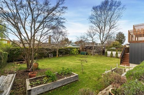 Photo of property in 75 Beacon Point Road, Wanaka, 9305