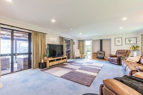 Photo of property in 1403 Coatesville-riverhead Highway, Kumeu, 0892
