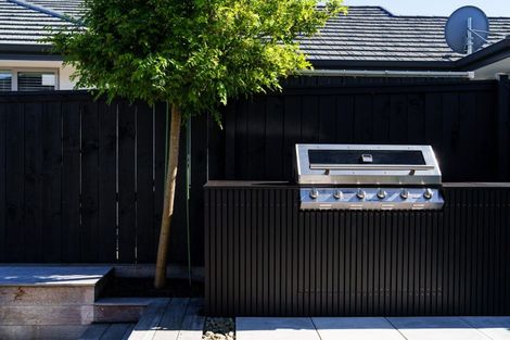 Photo of property in 87 Wingatui Road, Mosgiel, 9024