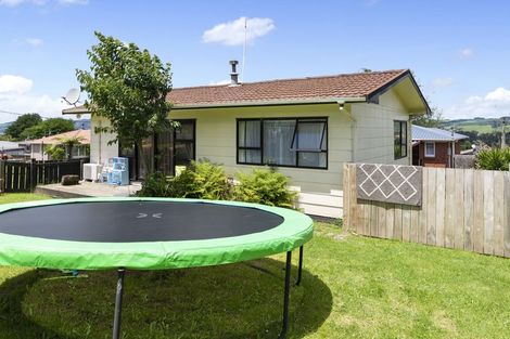 Photo of property in 77 Thomas Crescent, Western Heights, Rotorua, 3015