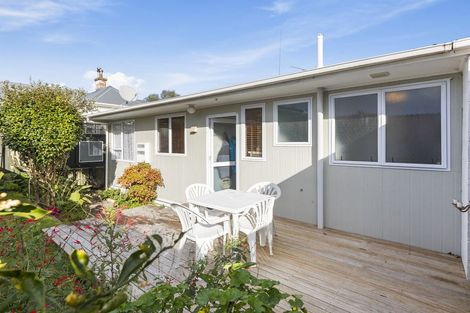 Photo of property in 6 Omata Road, Westown, New Plymouth, 4310