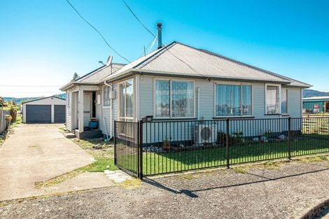 Photo of property in 13 Webb Street, Westport, 7825