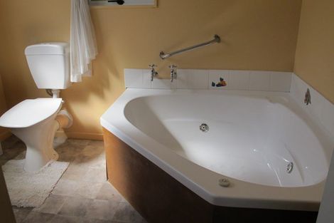 Photo of property in 24 Allans Beach Road, Portobello, Dunedin, 9014