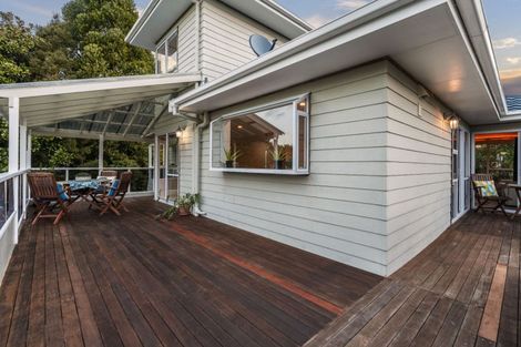 Photo of property in 58 Marina View Drive, West Harbour, Auckland, 0618