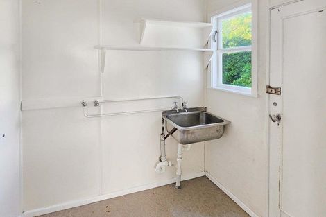 Photo of property in 2 Avery Grove, Boulcott, Lower Hutt, 5011