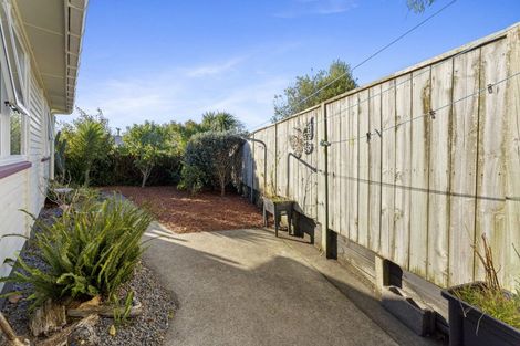 Photo of property in 12 Collins Street, Gonville, Whanganui, 4501