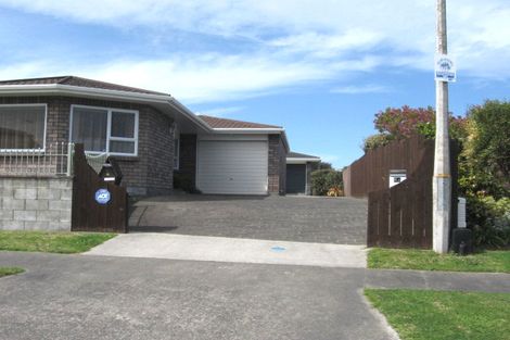 Photo of property in 6a Waharua Place, Tawhero, Whanganui, 4501