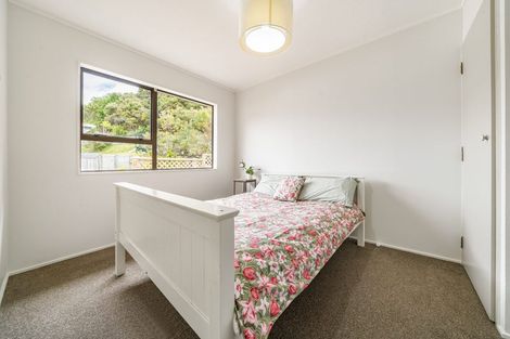 Photo of property in 56 Albatross Close, Whitby, Porirua, 5024