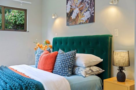 Photo of property in 19 Napier Grove, Waikanae Beach, Waikanae, 5036