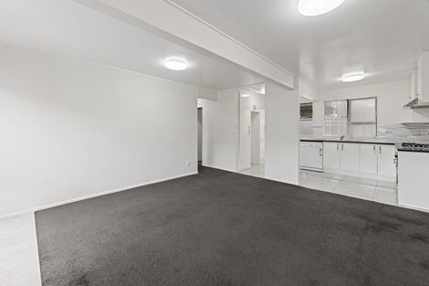 Photo of property in 2/11 Overton Road, Papatoetoe, Auckland, 2025