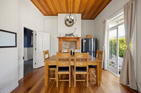 Photo of property in 31 Clare Street, Cambridge, 3434