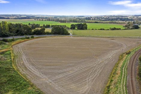 Photo of property in 70 Kakariki Road, Marton, 4787