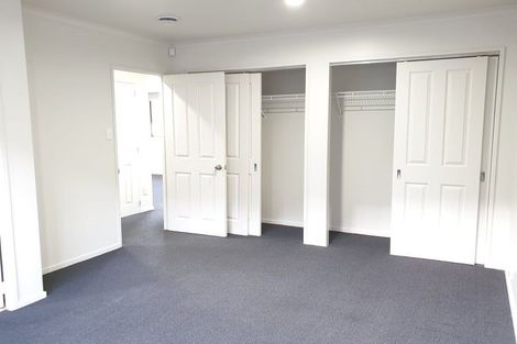 Photo of property in 10 Piriti Place, Weymouth, Auckland, 2103