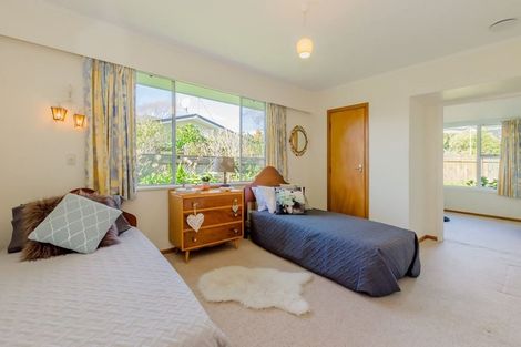 Photo of property in 21 Kohekohe Road, Waikanae, 5036