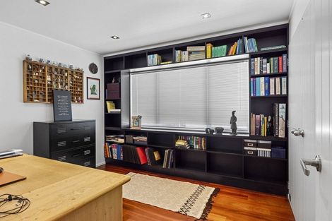 Photo of property in 10 Arthur Street, Hawera, 4674