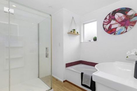 Photo of property in 2/259 Major Drive, Kelson, Lower Hutt, 5010
