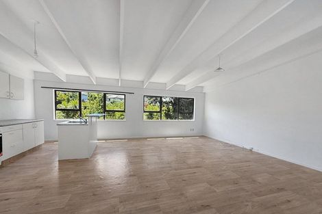 Photo of property in 99 Seabrook Avenue, New Lynn, Auckland, 0600