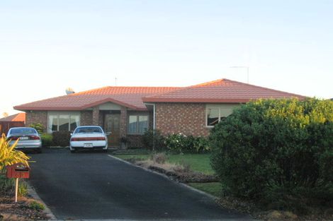 Photo of property in 63 Diomede Glade, Flagstaff, Hamilton, 3210