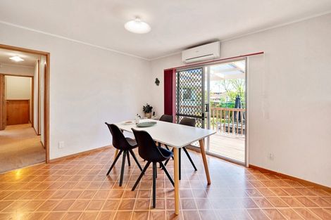 Photo of property in 9 Tyndrum Place, Highland Park, Auckland, 2010