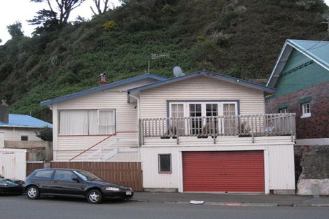 Photo of property in 494 Evans Bay Parade, Hataitai, Wellington, 6021