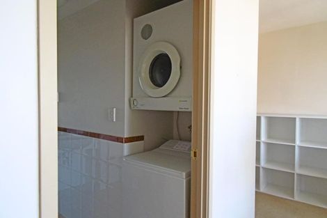 Photo of property in 14 Waterloo Street, Howick, Auckland, 2014