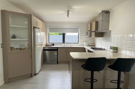 Photo of property in 5a Lloyd Avenue, Papatoetoe, Auckland, 2025