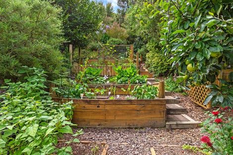 Photo of property in 77 Leeward Drive, Whitby, Porirua, 5024