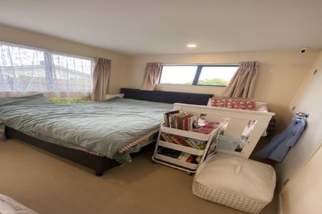Photo of property in 12 Liam Place, Half Moon Bay, Auckland, 2012