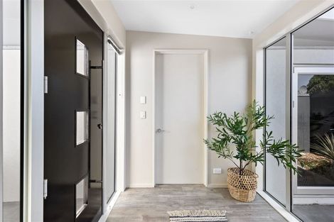 Photo of property in 11 Linkwater Way, Parklands, Christchurch, 8083