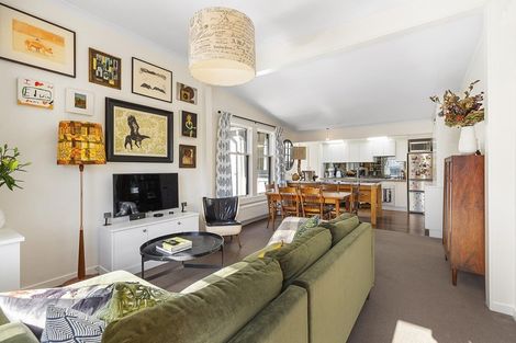 Photo of property in 94 Elizabeth Street, Mount Victoria, Wellington, 6011