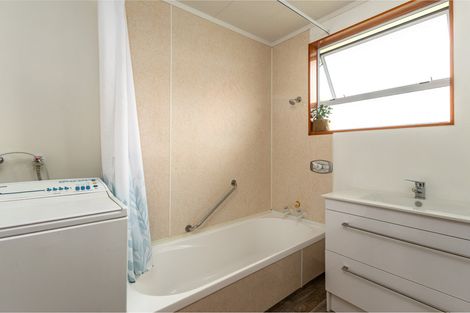 Photo of property in 2 Banks Street, Fairlie, 7925